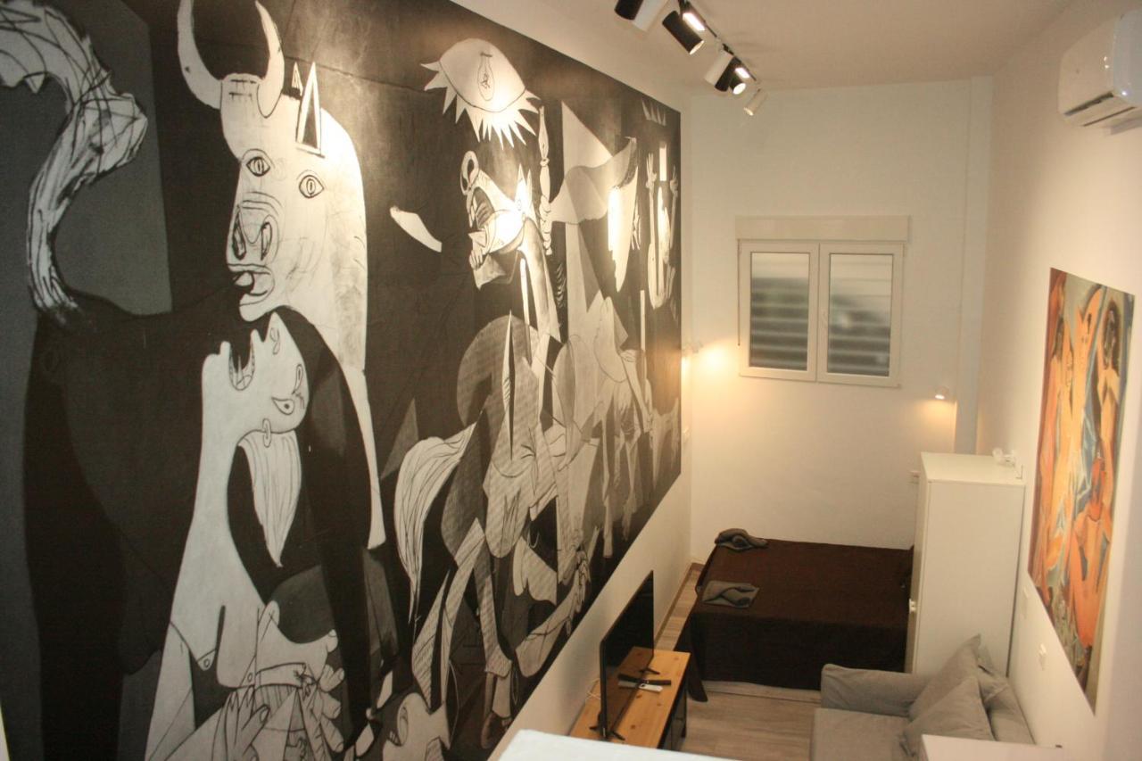 Golondrinas De Malaga "Apartamentos Con Mucho Arte" Y Terraza Solarium En Coliving المظهر الخارجي الصورة