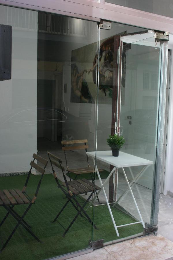 Golondrinas De Malaga "Apartamentos Con Mucho Arte" Y Terraza Solarium En Coliving المظهر الخارجي الصورة
